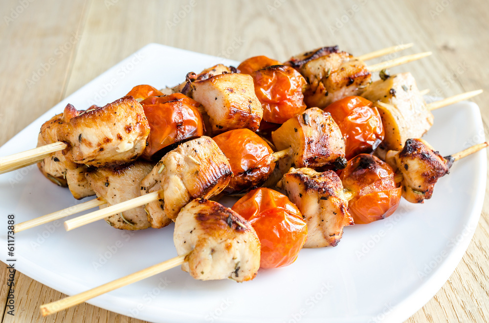 Grilled chicken skewers with cherry tomatoes Grilled chicken skewers with cherry tomatoes