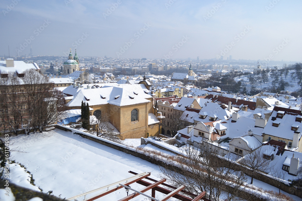 Obraz premium Cityscape of Prague at winter