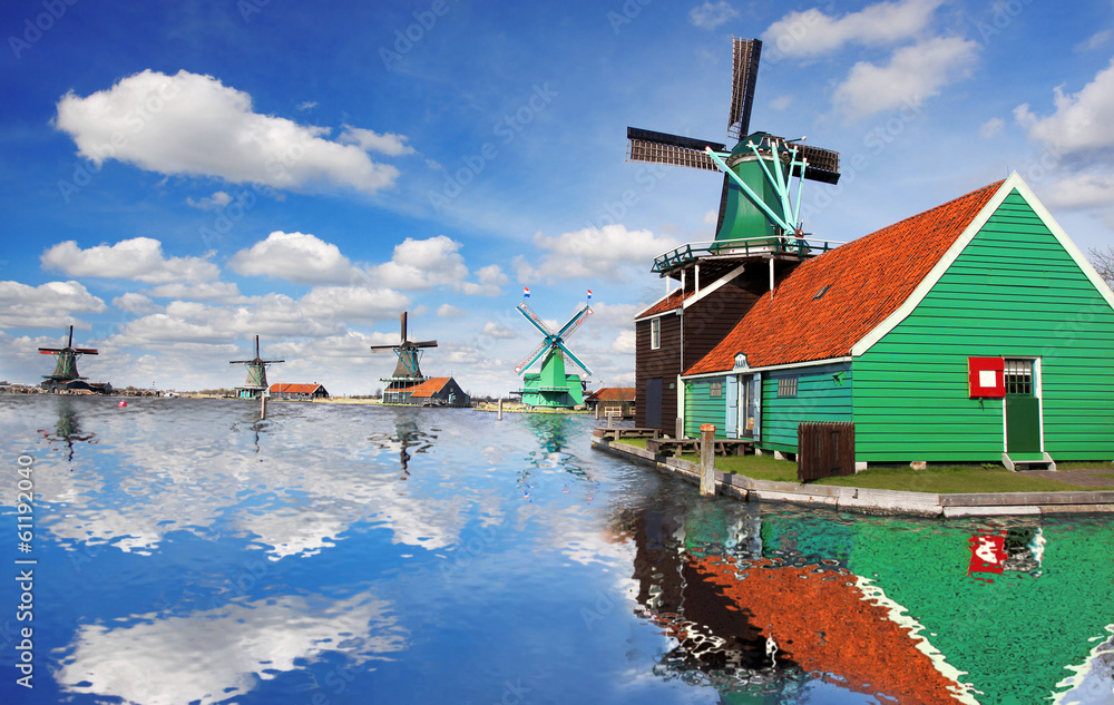 Obraz premium Windmills with canal in Zaanse Schans, Holland