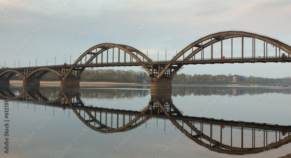 Obraz premium Rybinsk brigde