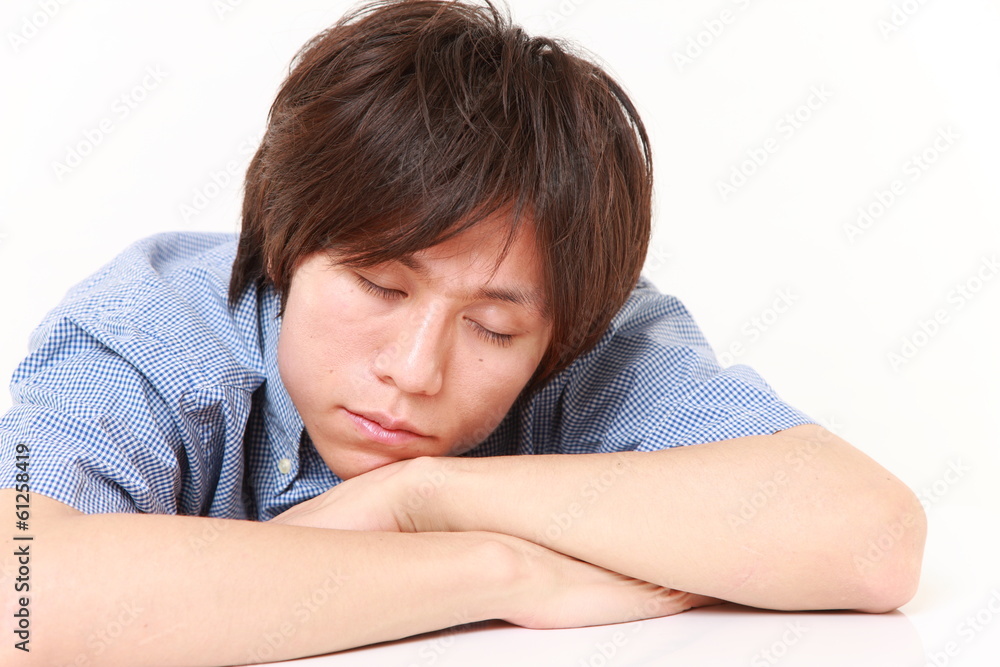 居眠り 居眠り