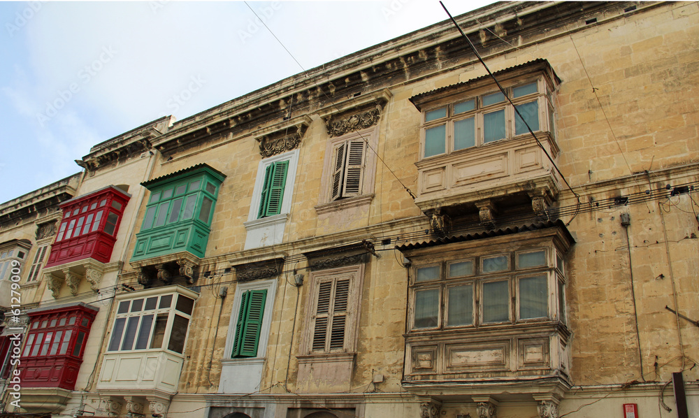 Balcons typiques à Malte la Valette