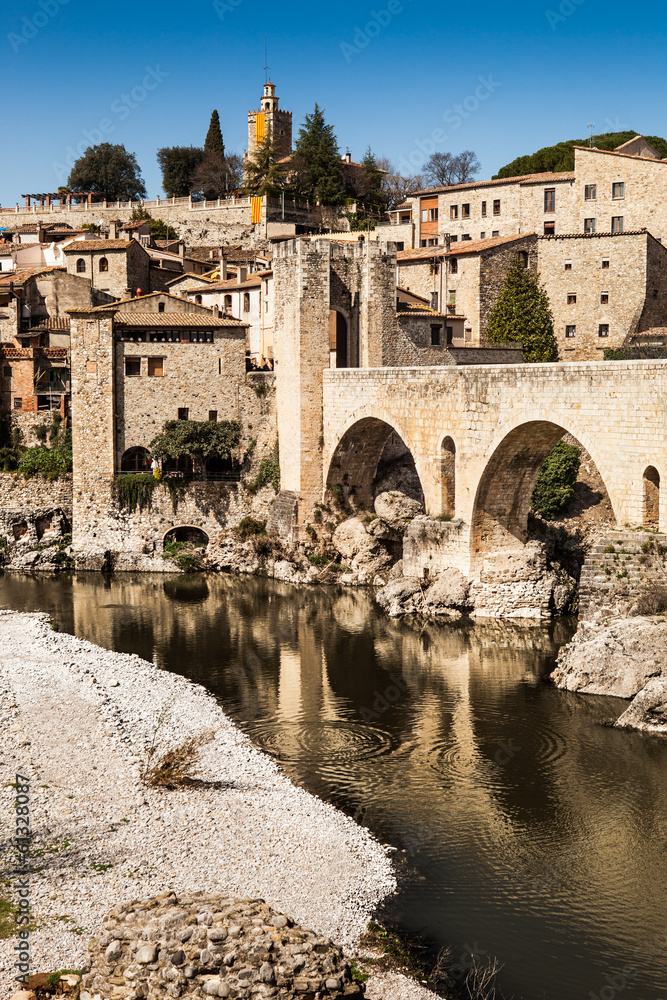 Besalu Besalu