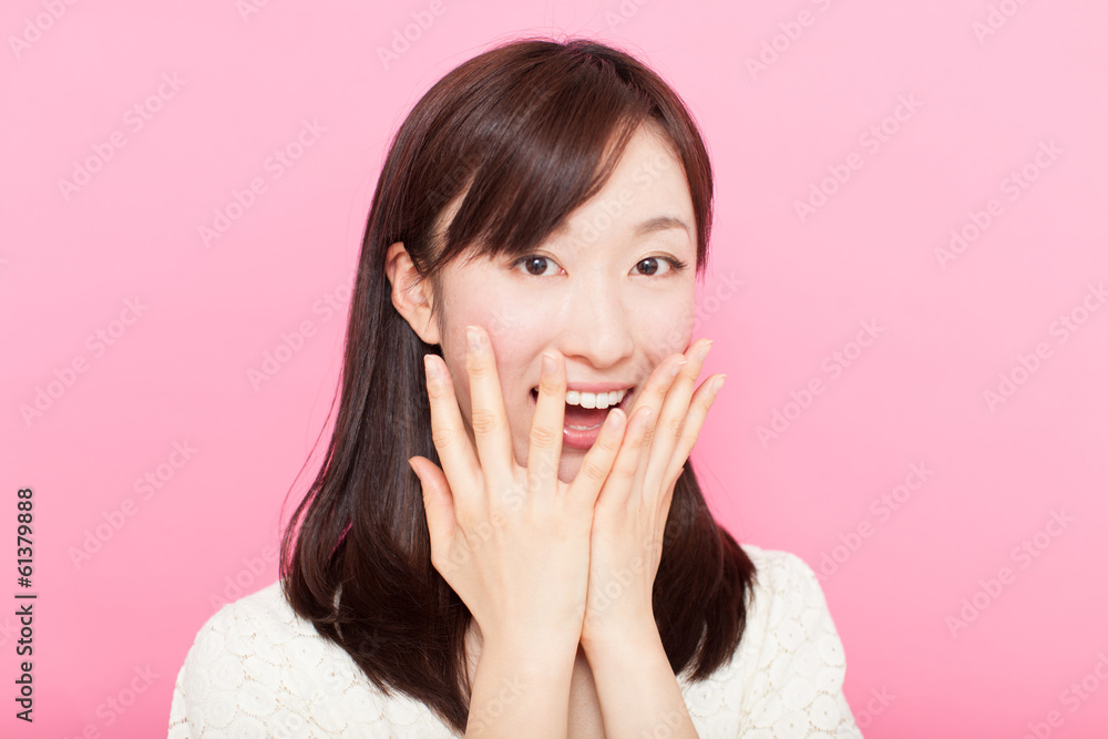 驚く女性 驚く女性