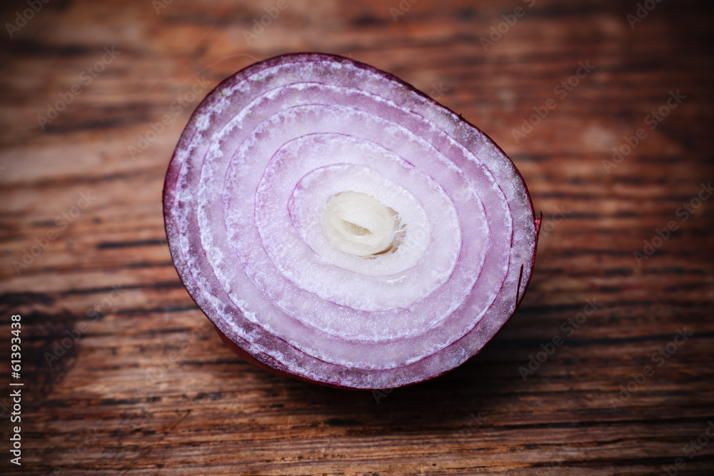 Half red onion Half red onion