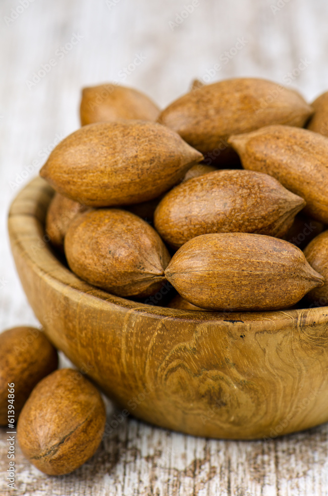 Obraz premium Heap of pecan nuts