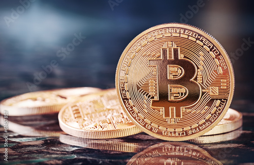 Photo Golden Bitcoins (new virtual money ) photo