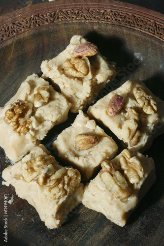 Sheer Payra – An Afghani cardamom fudge photo