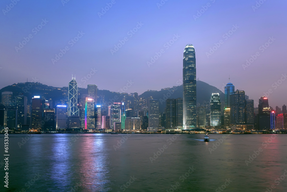 Fototapeta premium Hong Kong city skyline view from Kowloon