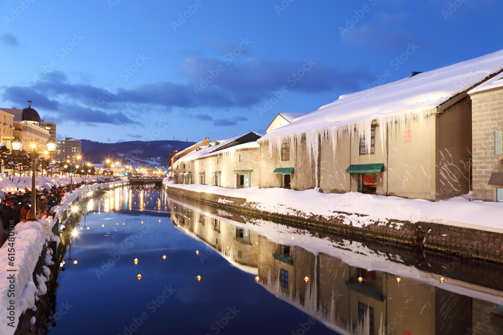 Fototapeta premium background of otaru canal in japan the winter evenning