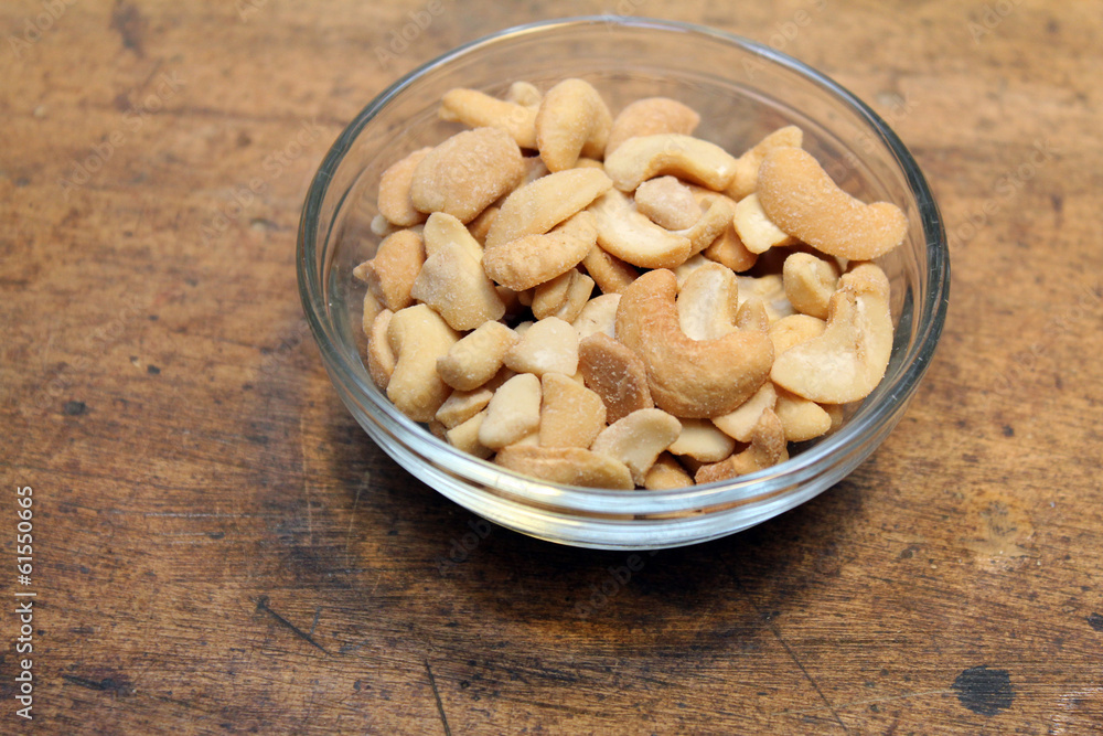 Cashews Cashews