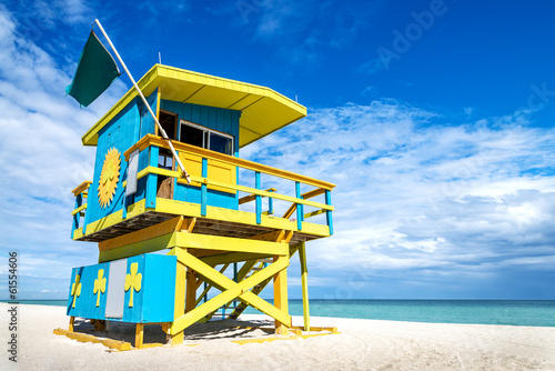 Lifeguard Tower, Miami Beach, Florida © beatrice prève
