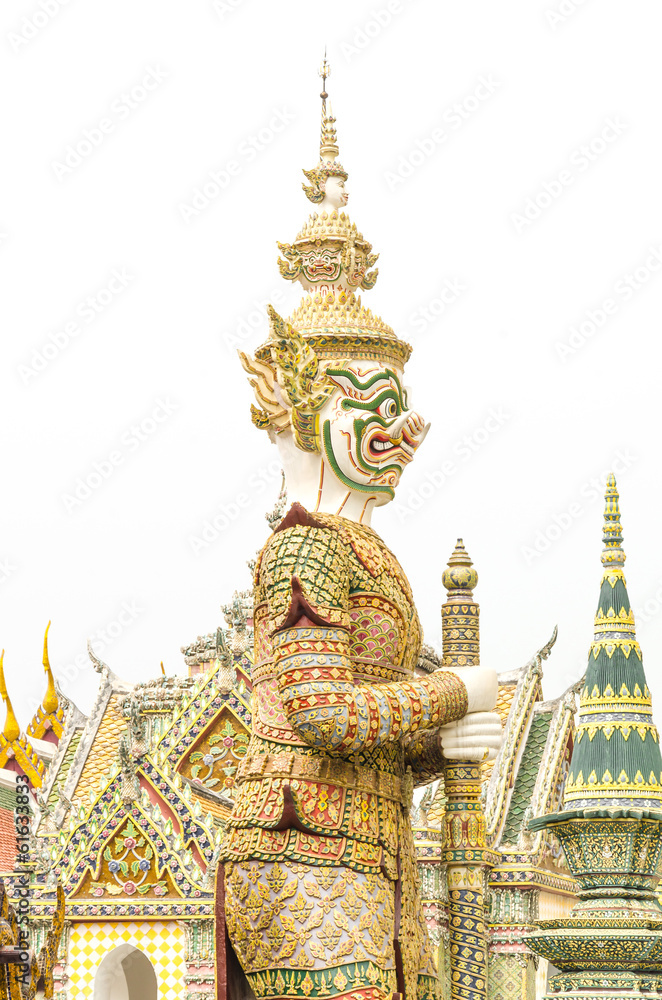 Obraz premium Giant statue in emerald temple bangkok thailand