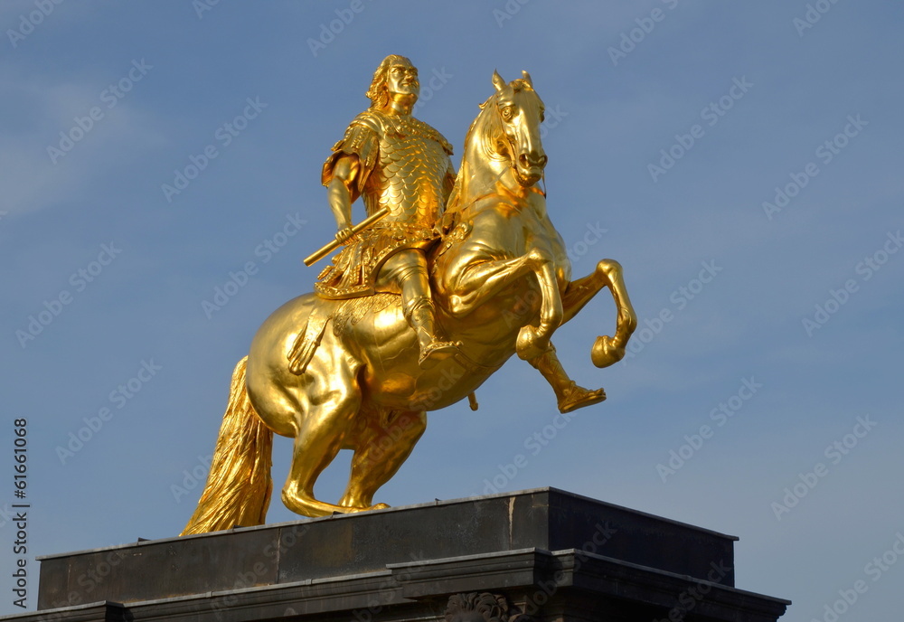 Fototapeta premium Goldener Reiter in Dresden