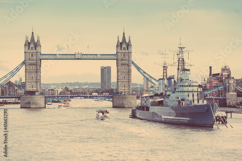 Fotografie Tower Bridge, Thames river and HMS Belfast in London