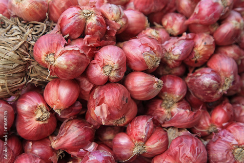 Red onions in Thai market