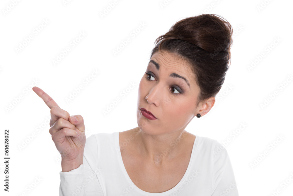 Frau isoliert mit Zeigefinger blickt skeptisch zur Seite Frau isoliert mit Zeigefinger blickt skeptisch zur Seite