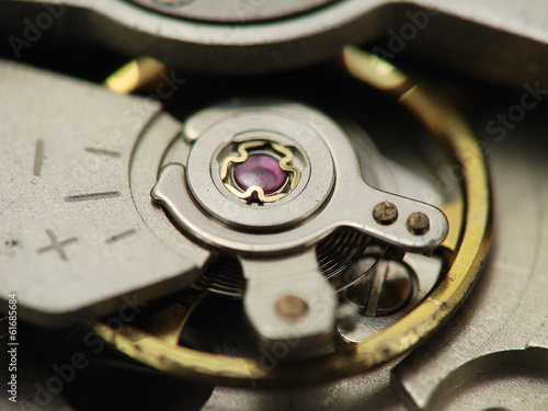 Wallpaper Mural Orologio meccanico all'interno Torontodigital.ca