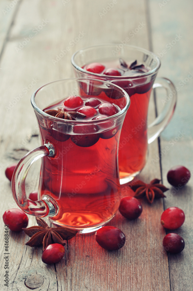 Mulled wine with fresh cranberry Mulled wine with fresh cranberry