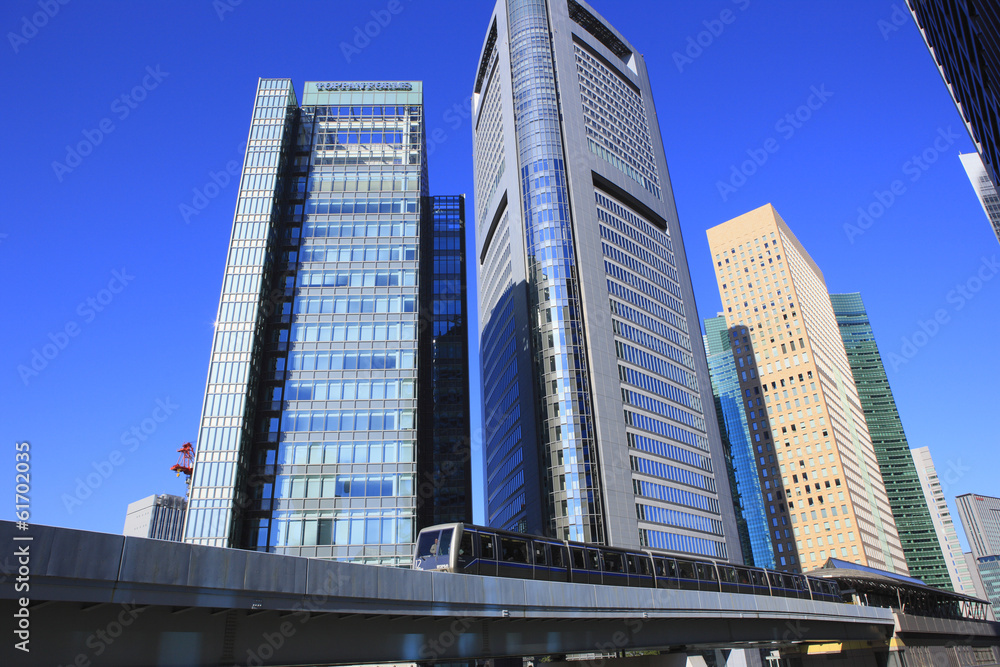 Obraz premium Monorail and Skyscrapers in Shiodome