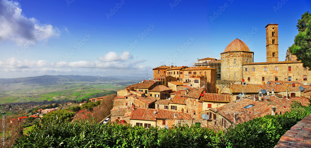 Obraz premium piękny stary Volterra - średniowieczne miasto Toskania, Włochy