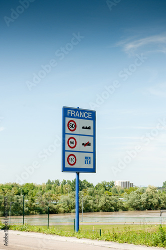 Welcome to France road sign showing speed limits