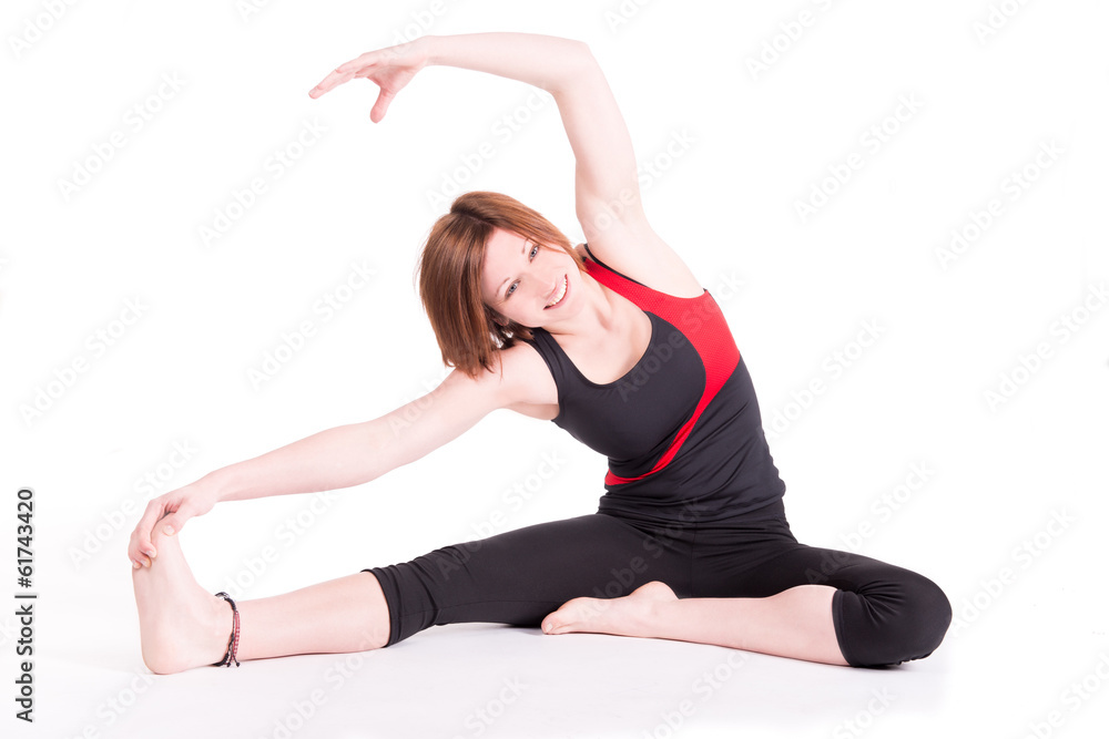 Junge Frau beim Sport / Fitnessübungen / Training Junge Frau beim Sport / Fitnessübungen / Training