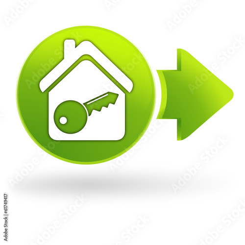 clef de maison sur symbole web vert