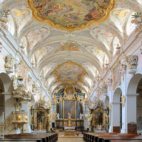 Photographie Interior of St. Emmeram's Basilica in Regensburg, Germany