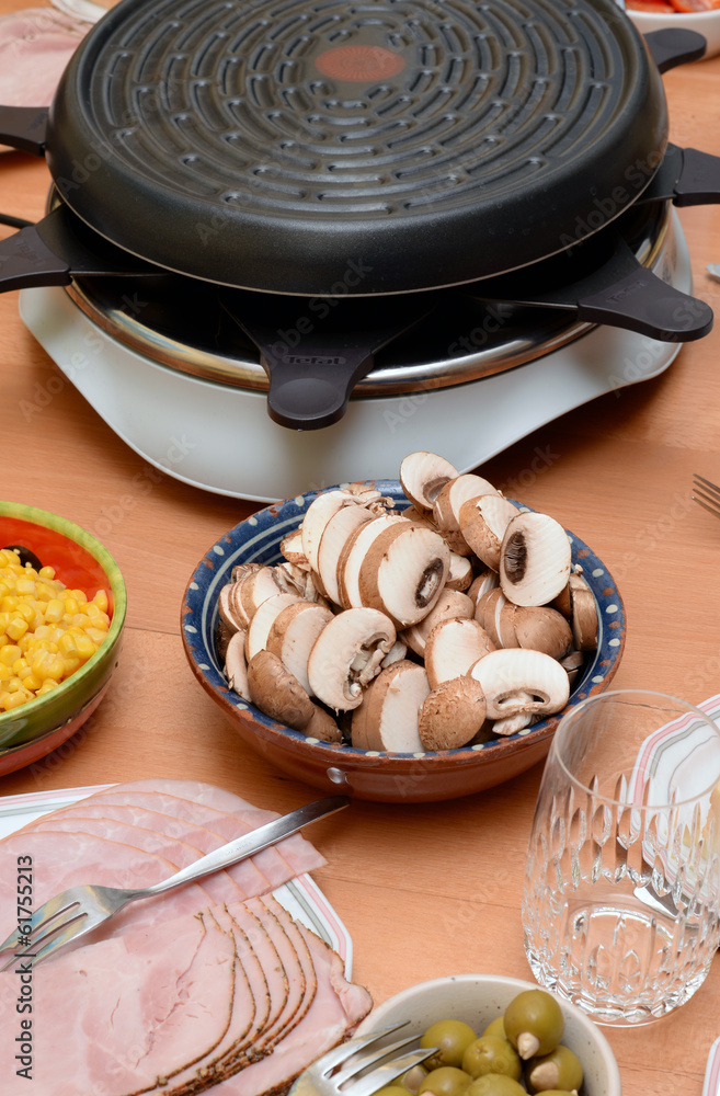 Raclette-Grill Images – Browse 17 Stock Photos, Vectors, and Video | Adobe  Stock
