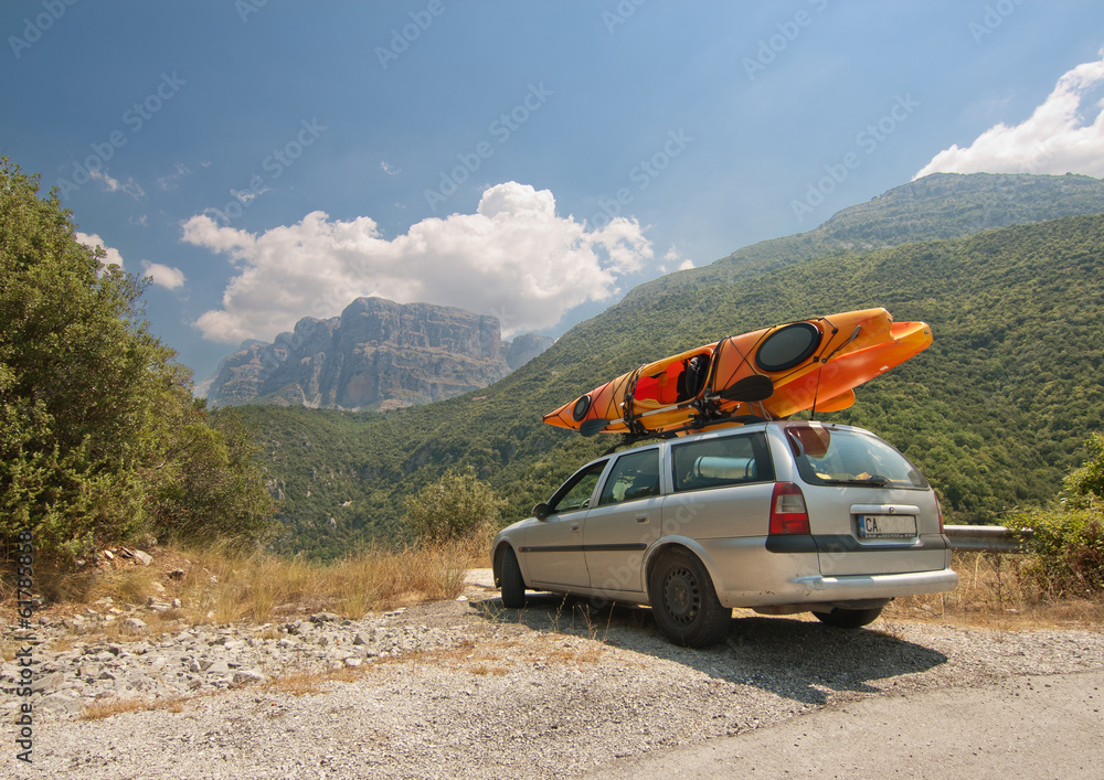 Car and kayaks in Vikos gorge