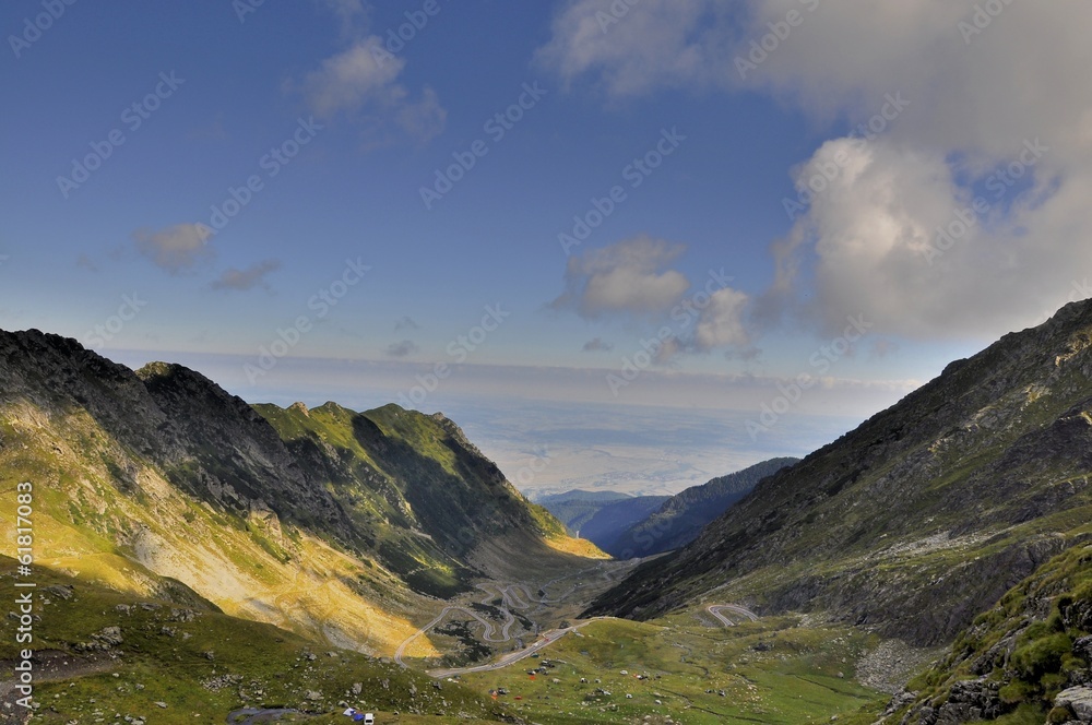 Fototapeta premium Famous Transfagarasan mountain winding road.