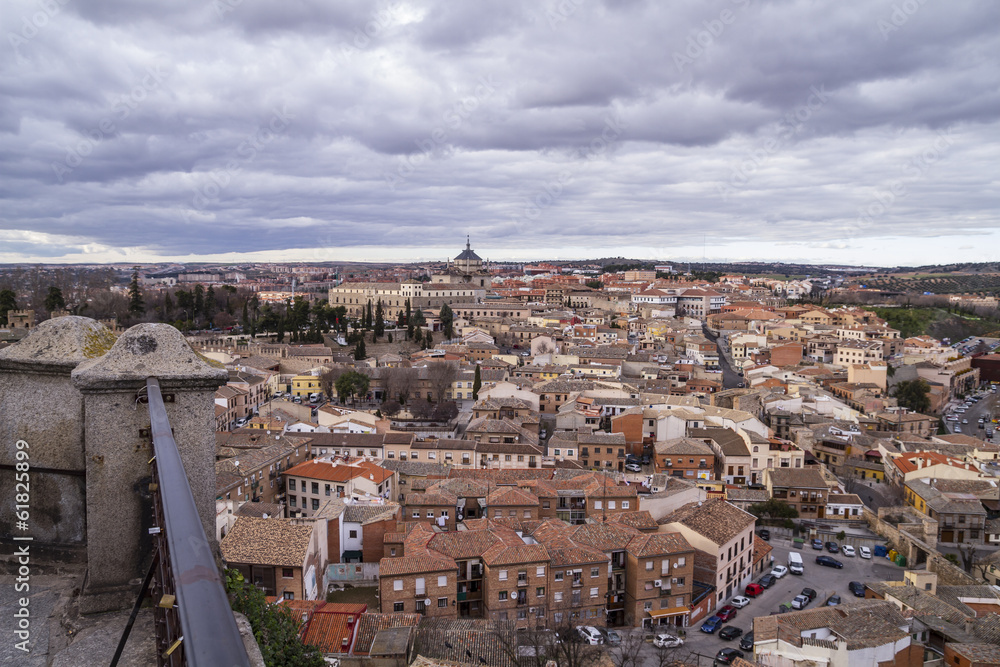Obraz premium Toledo, imperial city. View from the wall, roof of house