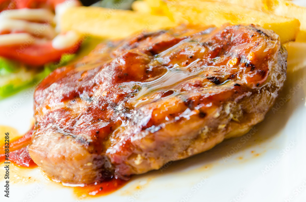 Barbecue grilled pork steak Barbecue grilled pork steak