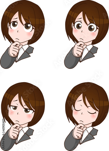 悩んでいるスーツの女性