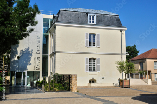 Ile de France, the city of Voisins le Bretonneux photo