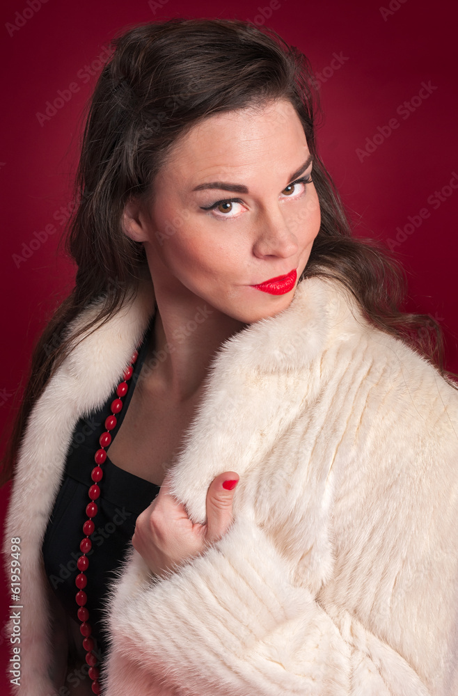 Pinup Girl Poses in Creamy Fur Coat Pinup Girl Poses in Creamy Fur Coat