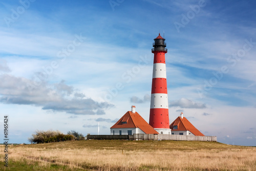 Der Leuchtturm Westerhever in Schleswig-Holstein an der Nordsee