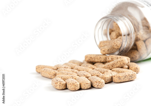 Принти на полотні multivitamin tablets on white