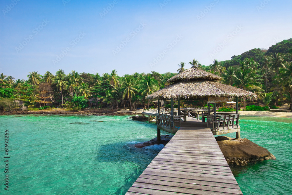 Fototapeta premium beautiful tropical beach