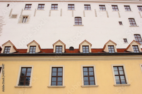 Detailansicht der Bratislavaer Burg mit Fenstern © rbkelle