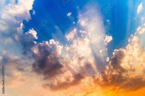 sunset light beam cloud