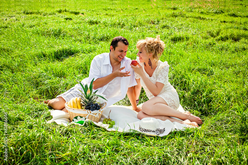 Happy couple at a picnic
