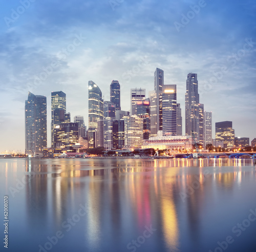 Singapore`s business district at night. © fazon