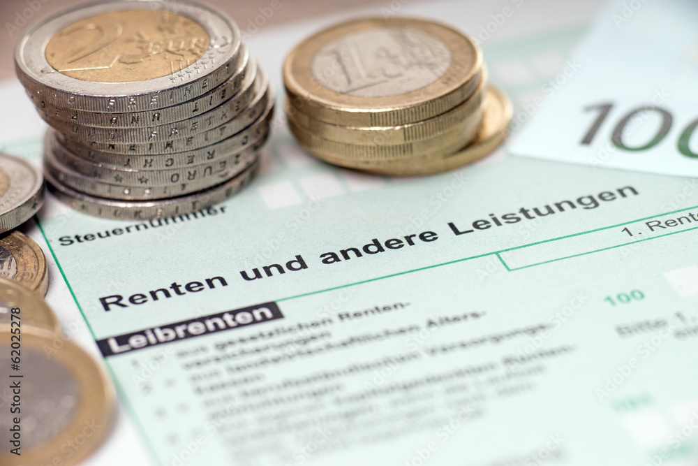 Obraz premium Formular für Rentensteuererklärung