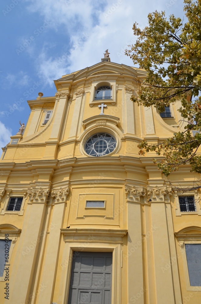 façade d'église, vieux Nice