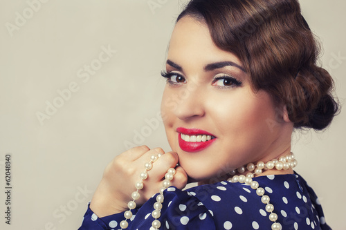 portrait of retro woman with pearls