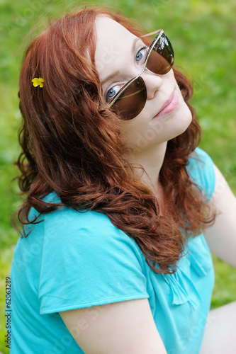 Young woman with sunglasses