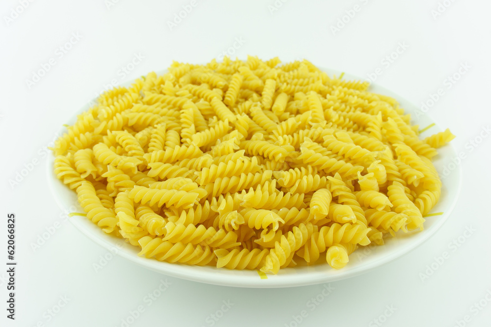 noodles on round plate noodles on round plate