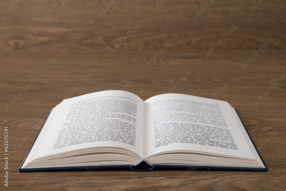 Obraz premium Otwarta książka